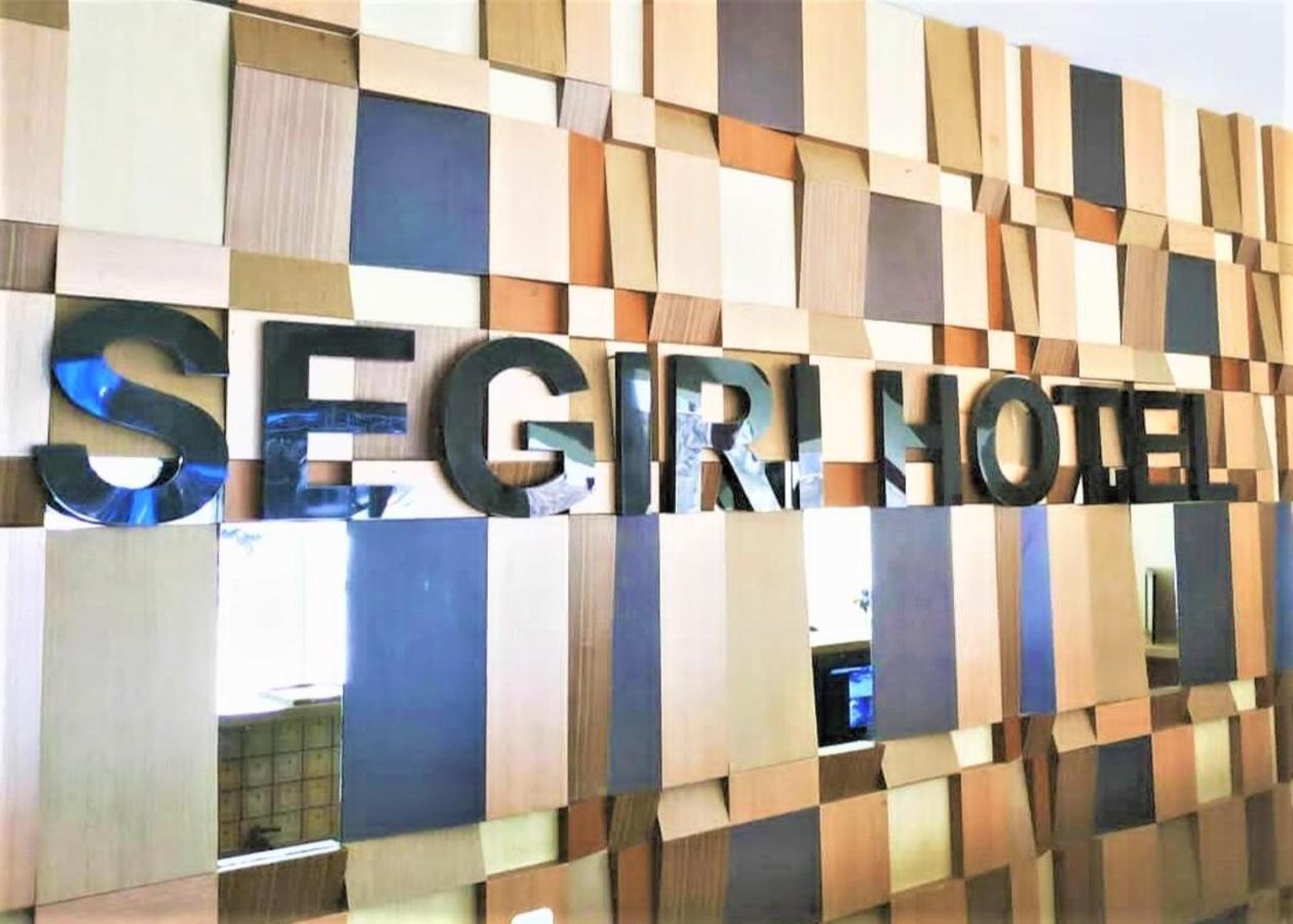 Hotel Segiri Samarinda Exterior foto